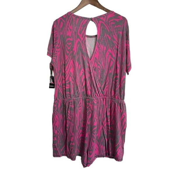 Torrid Womens NWT Zebra Stripe Pink Super Soft Sleep Lounge Romper Size 2X - Picture 9 of 9